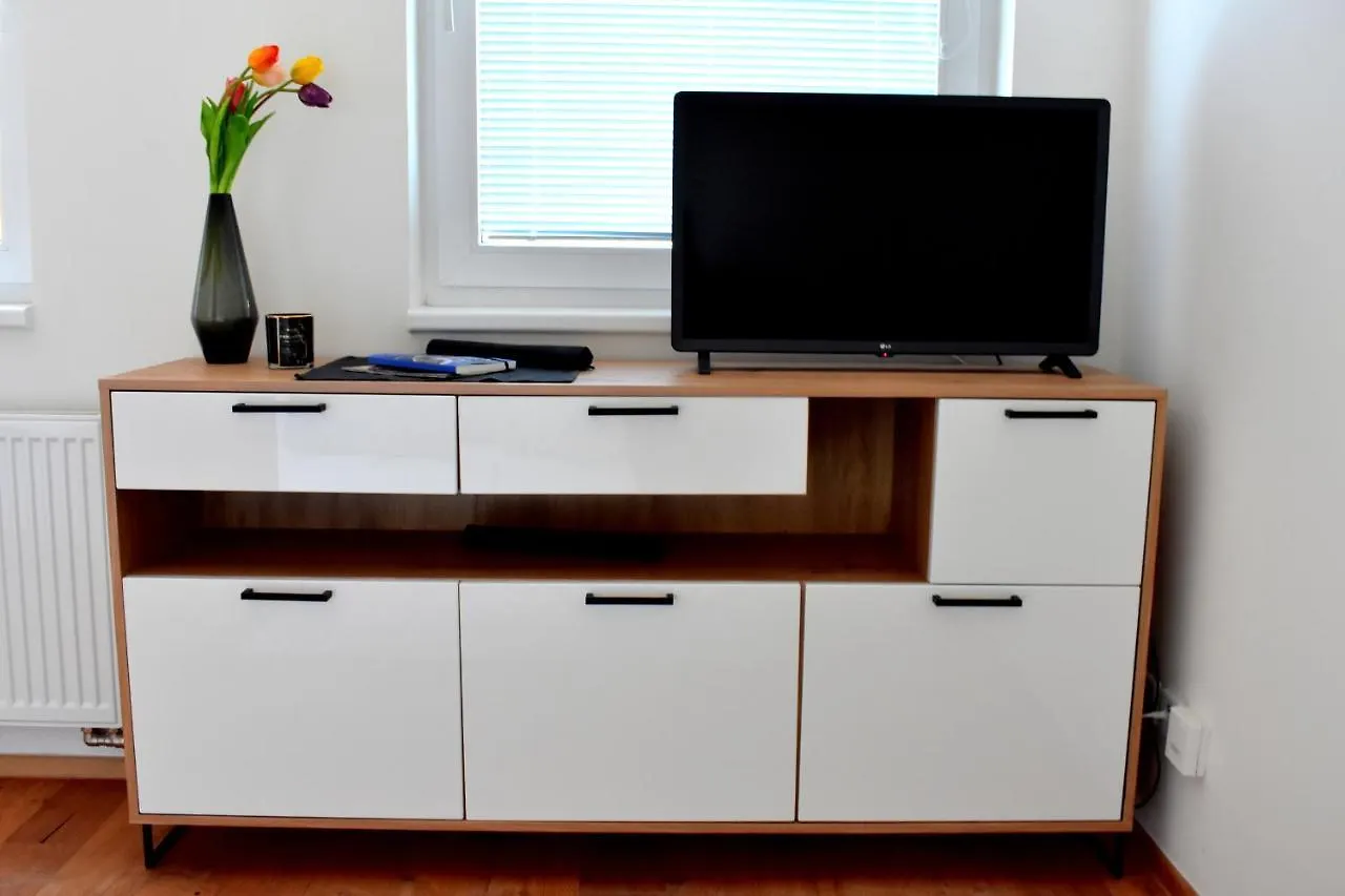 Airstay Prague Apartment: Grebovka Apartman